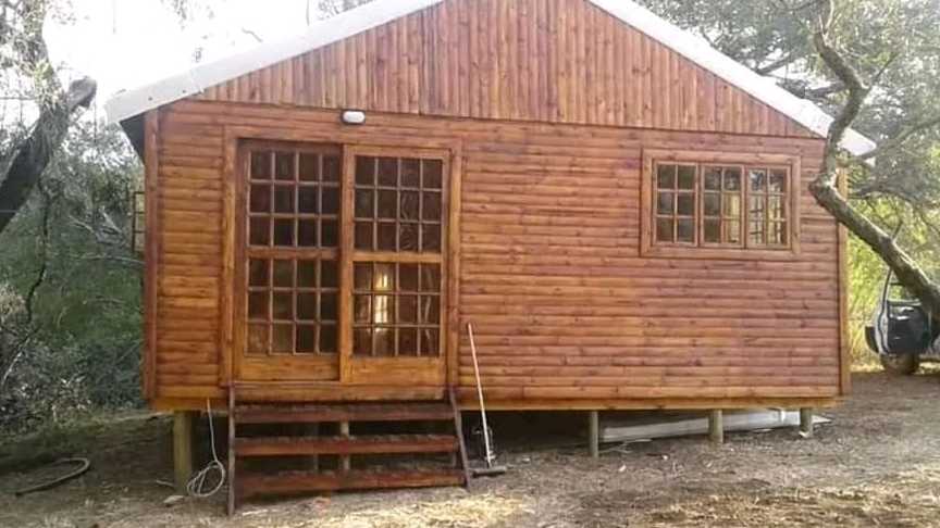 Wendy’s house for sale call 0629133527